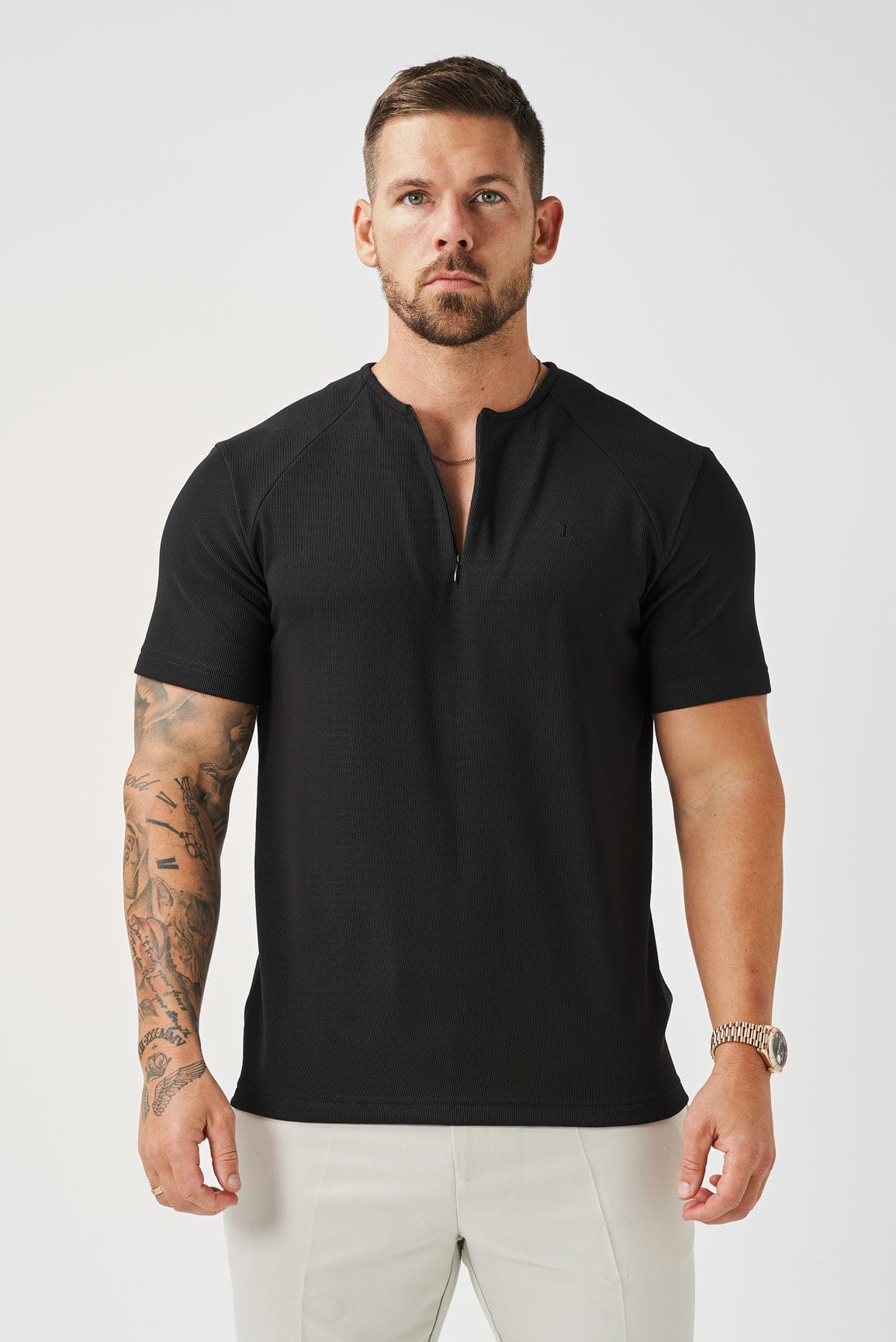 BLUSA HENLEY CANELADA - PRETA