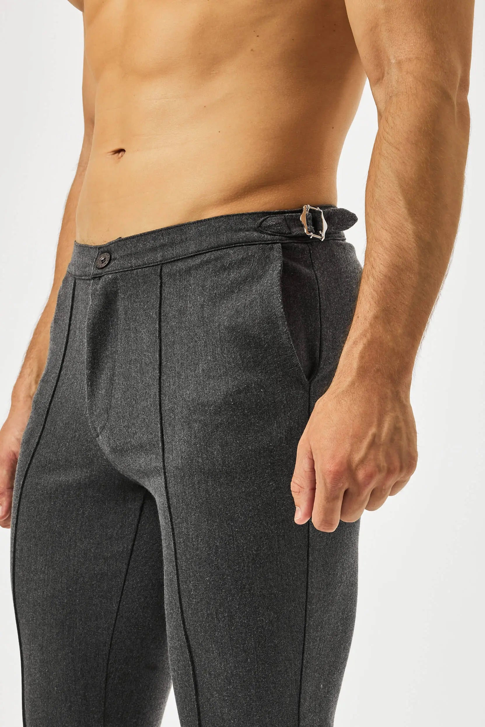 Calça Alfaiataria Masculina Lisa C/Ajuste Lateral Cinza Escuro