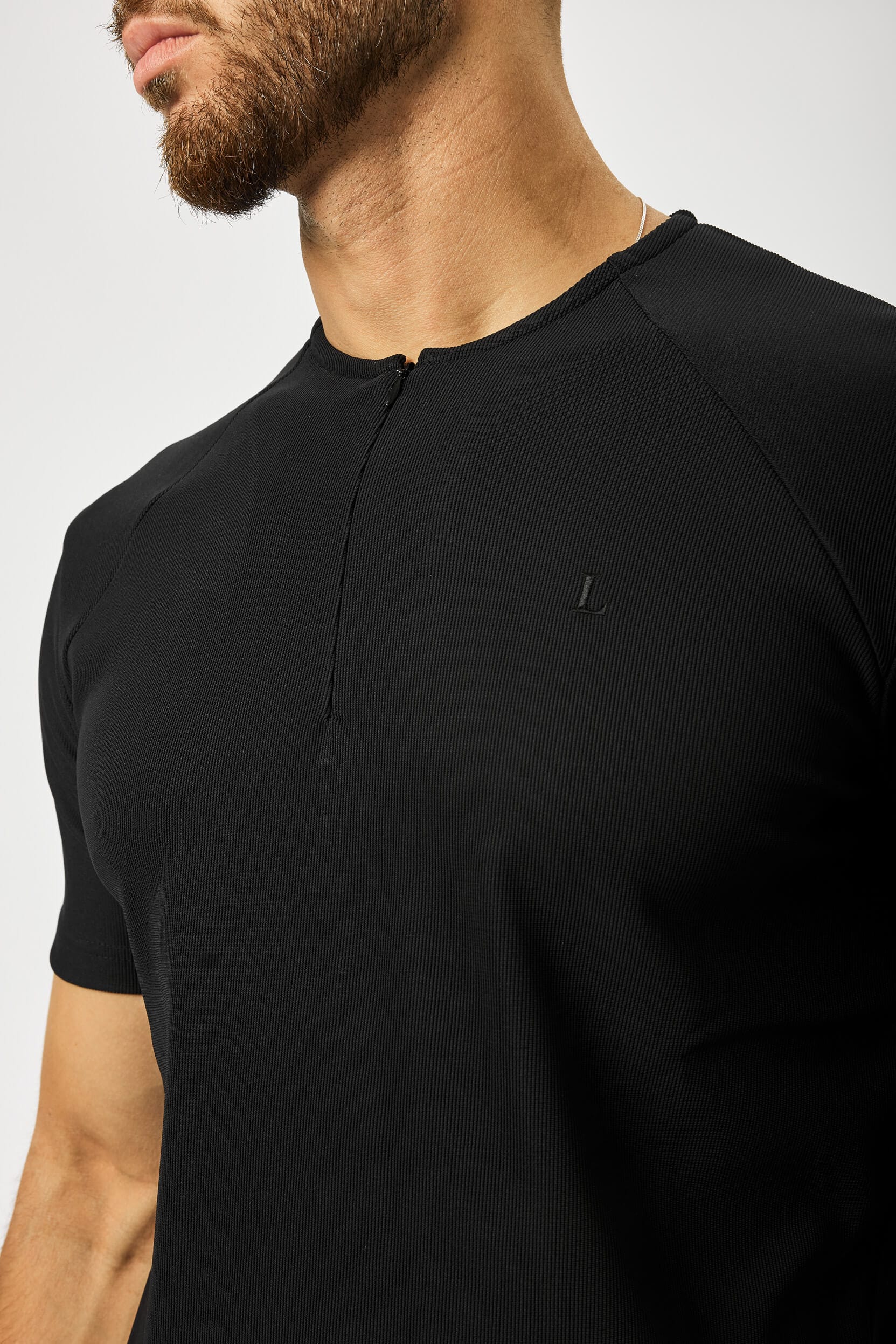 BLUSA HENLEY CANELADA - PRETA